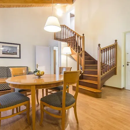 شقة فندقية Residence Villa Spiaggia 4*