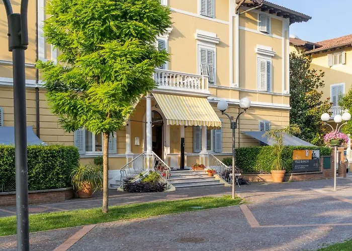 Residence Villa Spiaggia 4*